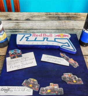 Formule 1 magnet board made by Crea with kids